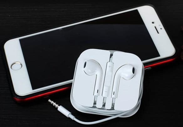 Headset Ear Buds 3.5mm Stereo Handsfree with Remote - Image 3