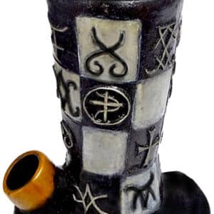 Pichincha Hand Crafted Medium Hand Pipe - Mad Hat