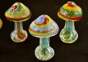 3.5" Mushroom Swirl Art Fuming Hand Pipe
