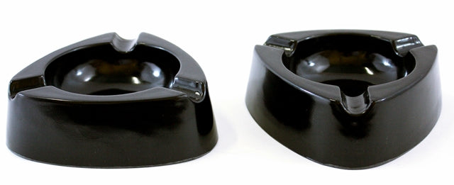 10ct 4.5" Black Triangle Plastic Ashtray
