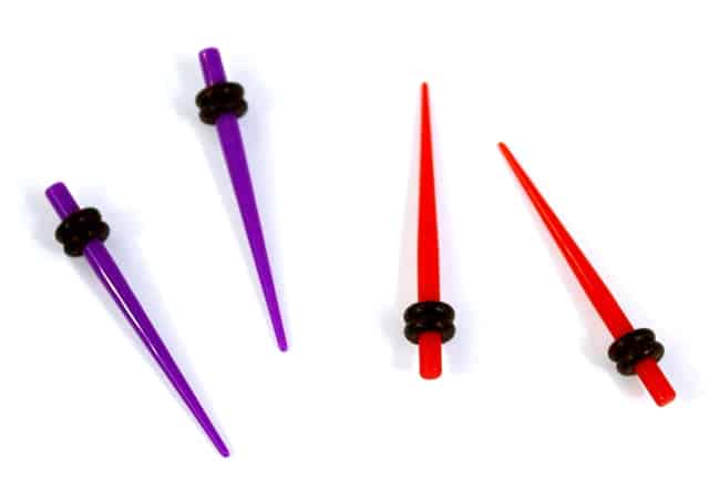 48ct XO 10G Spike Earring