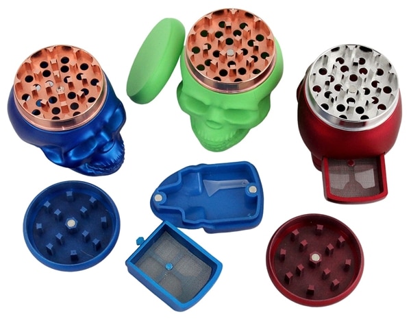 Skulls 4pc Premium Novelty Grinders 6pk