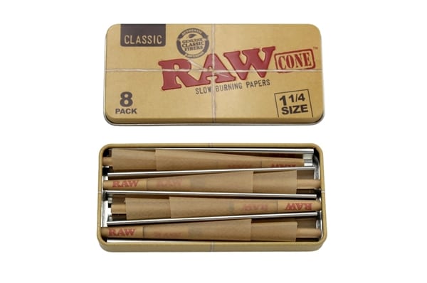 Raw Classic Cones 1 1/4 with Tin Container 12pk
